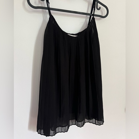 Reitmans Pleated Cami sleeveless tank top adjustable straps plisse loose fit - Picture 1 of 4